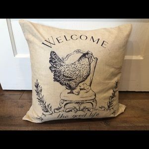 Adorable burlap material with chicken pillow